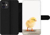 Bookcase Geschikt voor iPhone 12 Pro Max telefoonhoesje - Kuiken - Dieren - Jongens - Meisjes - Kinderen - Met vakjes - Wallet case met magneetsluiting