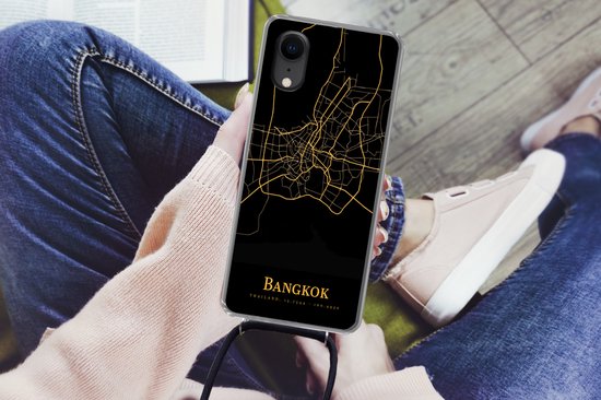 Telefoonkoord - Telefoonketting - Telefoonhoesje Geschikt voor iPhone XR - Bangkok - Kaart - Goud - Siliconen - Crossbody - Telefoonhoesje met koord