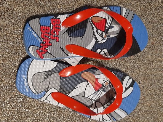 Bugs bunny teenslippers maat 32