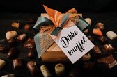 Chocolade cadeau - Doosje Belgische pralines "Dikke knuffel" 500 gr - Ambachtelijk vervaardigde bonbons - Chocolade geschenkset
