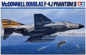1:32 Tamiya 60306 McDonnell Douglas F-4J Phantom II Plane Plastic Modelbouwpakket