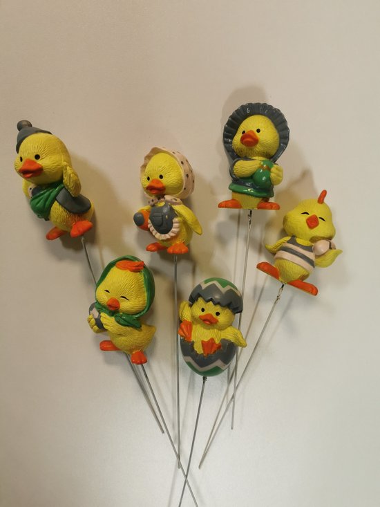 6 kuikens pasen steker beeldjes bloemstekers voor paas-versiering