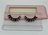 Touch of pinkish | nep wimpers / fake eyelashes | zonder lijm