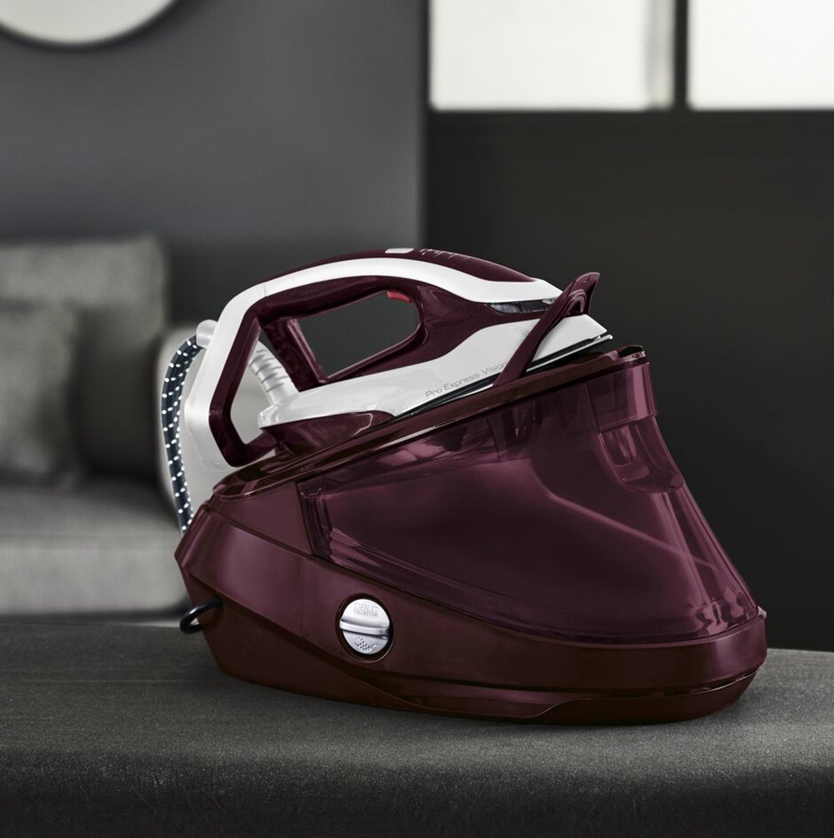Bol.com Tefal Pro Express Vision GV9810 - Stoomgenerator - 8.3 Bar - 180 g/min Stoomafgifte - LED Lampje - Anti-Kalk aanbieding