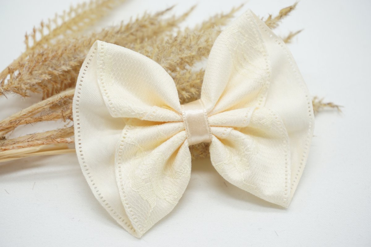 Cotton lace fancy haarstrik - Kleur Antiek wit - Haarstrik - Babyshower - Bows and Flowers