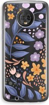 Case Company® - Motorola Moto G6 hoesje - Flowers with blue leaves - Soft Cover Telefoonhoesje - Bescherming aan alle Kanten en Schermrand