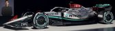 Bburago Mercedes Benz AMG F1 W13E Performance #63 George Russell Lando Norris Formule 1 seizoen 2022 in luxe bewaarcase met helm modelauto schaalmodel 1:43
