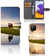Smartphone Hoesje Geschikt voor Samsung Galaxy A22 4G | M22 Flip Case Koe