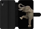 Bookcase Geschikt voor iPhone XR telefoonhoesje - Olifant - Dieren - Zwart - Portret - Met vakjes - Wallet case met magneetsluiting