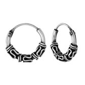 Zilveren oorbellen | Oorringen  | Zilveren Bali hoops, 12 mm met spiraaltjes en kringeltjes