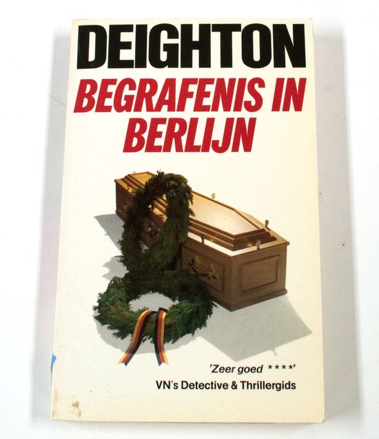 Deighton Begrafenis In Berlijn