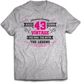 43 Jaar Legend - Feest kado T-Shirt Heren / Dames - Antraciet Grijs / Roze - Perfect Verjaardag Cadeau Shirt - grappige Spreuken, Zinnen en Teksten. Maat S