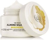 Almond Milk & Honey Gently Exfoliating Cream Scrub 250 ml
