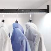 Milano Luxurious kledingstang met LED verlichting bewegingsmelder – kastroede met natuurlijk wit licht –  oplaadbare kledingroede met sensor en aan/uit schakelaar – 90 cm – zwart