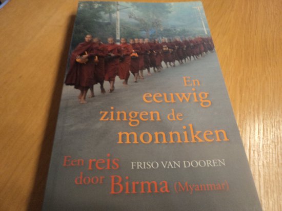 Cover van het boek 'En eeuwig zingen de monniken'