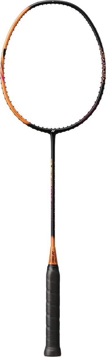 Yonex ASTROX smash badmintonracket zwart oranje aanvallend bol