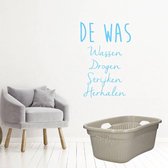 Muursticker De Was - Lichtblauw - 28 x 42 cm - wasruimte muurstickers