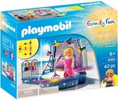 Playmobil 9165 Family Fun Zangeres op het Podium