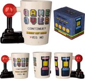 Joystick Mok voor de gamer met een Joystick handvat Game over