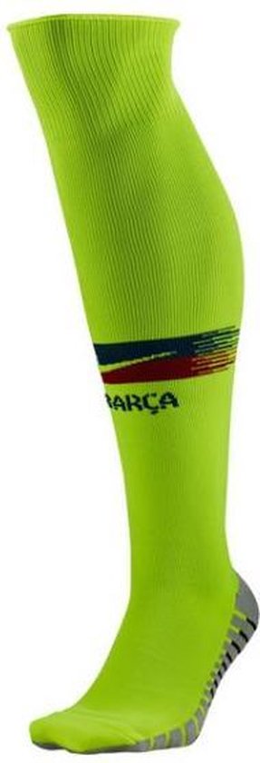 bundel ei Observatorium Nike Barcelona uit sokken 18/19 maat 38-42 | bol.com