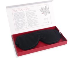 White Lotus Anti Aging holistisch zijden oogmasker – van 19 momme moerbeien zijde voor tijdens het slapen. Helpt bij dikke ogen en rimpels onder de ogen. Geheel verduisterend voor een goede nachtrust. Verpakt in luxe geschenkdoos. Kleur: Zwart.