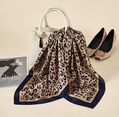 Stijlvolle Sjaal Leopard Print Blauw | 70 x 70 cm | Hoofdband - Sjaaltje - Bandana - Haarband | Donkerblauw - Blauw - Beige - Zand | Leopard - Panter - Tijger print - Dierenprint | Prachtige 