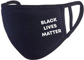 Black Lives Matter | BLM | bedrukt | logo | Zwart mondmasker van katoen, uitwasbaar & herbruikbaar. Geschikt voor OV