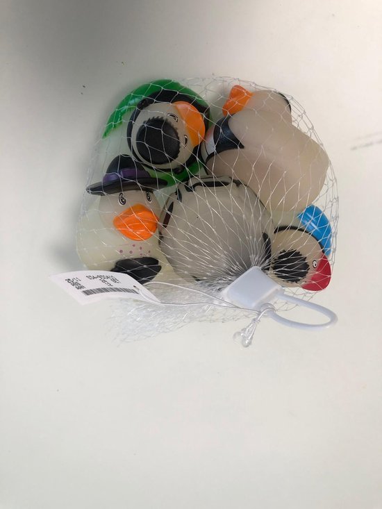 Baker Ross AX367 Sneeuwpop Bad Eendjes - Pak Van 6, Nieuw Speelgoed Voor Kinderen Ideale Kous Of Feestzak Vuller Voor Kinderen