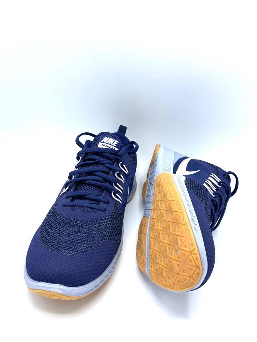 nike zoom domination