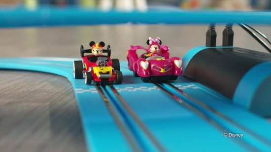Carrera First Mickey Mouse en Minnie Mouse de Roadster Racers - Racebaan  2,4 m | bol.com