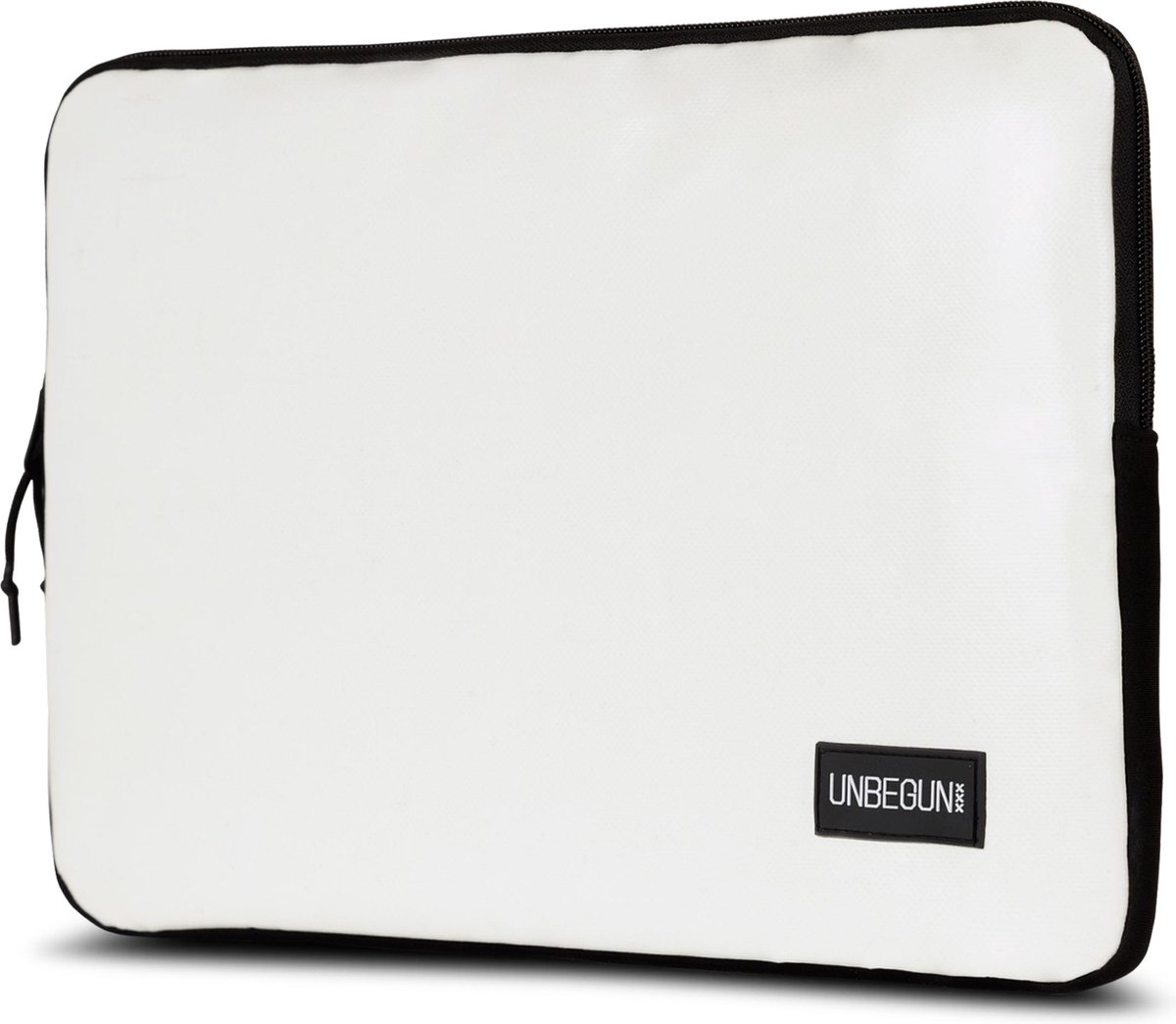 MacBook Air 13 inch hoes van gerecycled materiaal (duurzaam) - Witte laptop sleeve/case voor de MacBook Air 13 inch M3/M2 (2023/2024)