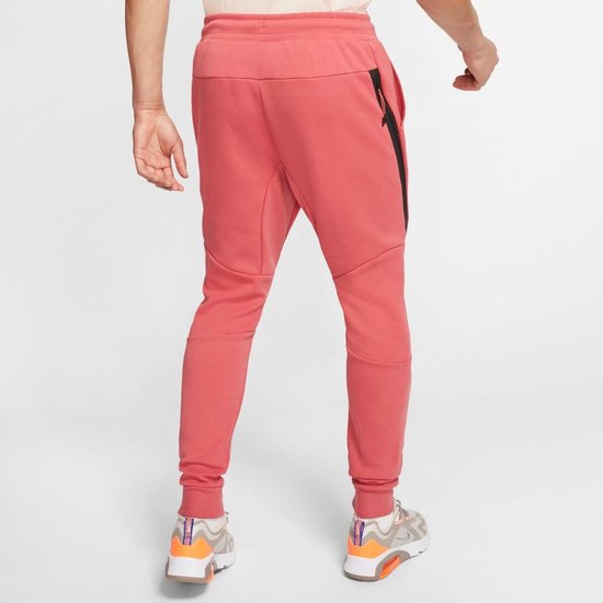 Vlak Barmhartig Erfenis Nike Tech fleece jogging broek Heren Joggingbroek pueblo red Maat S |  bol.com
