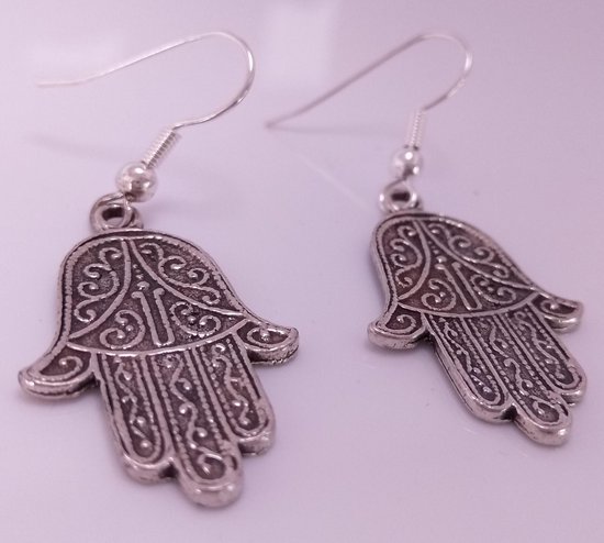 Boucles d'oreilles fermées main Fatima plaquées argent avec crochets ouverts