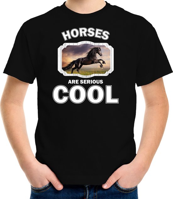 Dieren paarden t-shirt zwart kinderen - horses are serious cool shirt  jongens/ meisjes - cadeau shirt zwart paard/ paarden liefhebber - kinderkleding / kleding 134/140