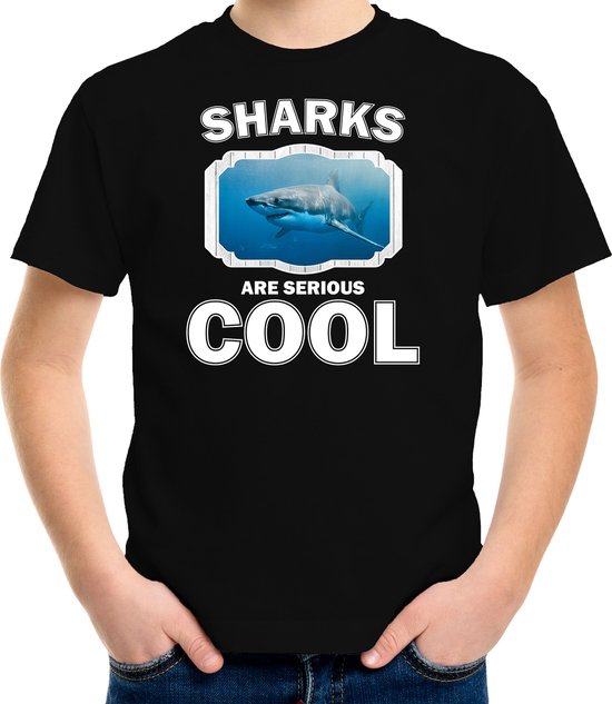 Dieren haaien t-shirt zwart kinderen - sharks are serious cool shirt  jongens/ meisjes - cadeau shirt haai/ haaien liefhebber - kinderkleding / kleding 134/140