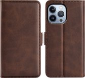iPhone 14 Pro Hoesje - MobyDefend Luxe Wallet Book Case (Sluiting Zijkant) - Bruin - GSM Hoesje - Telefoonhoesje Geschikt Voor iPhone 14 Pro