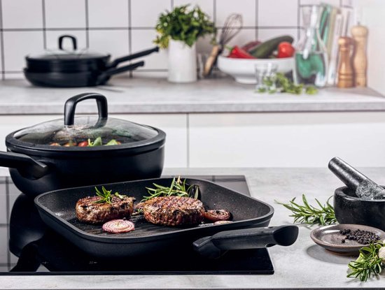 Casserole en Ceramic à induction BK Easy avec couvercle - Ø28cm/4,6L - sans PFAS