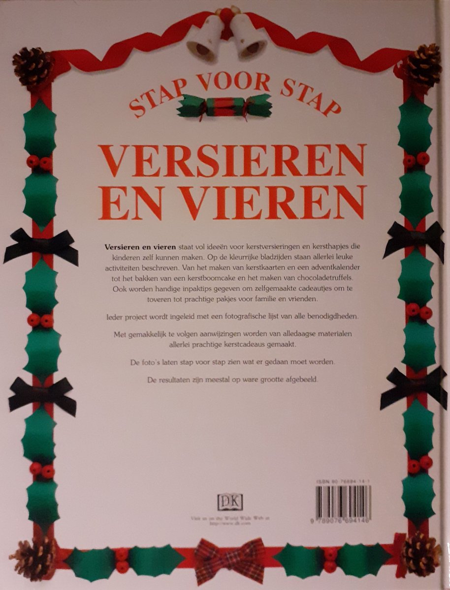 Achterkant van het boek 'Versieren en vieren' met kerstdecoraties, tekst en ISBN-nummer.