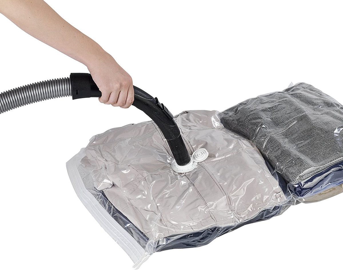 Wenko 52630100 Vacuümzakkenset, 6-delige set, ruimtebesparende vacuüm kledingopslag, polyethyleen, 3 x (55 x 90 cm) + 3 x (80 x 100 cm), transparant