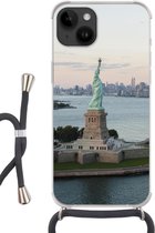 Geschikt voorApple Iphone 14 - Crossbody Case - New York - Vrijheidsbeeld - Amerika - Siliconen - Crossbody - Backcover met Koord - Telefoonhoesje met koord - Hoesje met touw