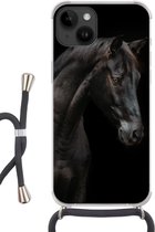 Geschikt voorApple Iphone 14 - Crossbody Case - Paard - Dier - Zwart - Siliconen - Crossbody - Backcover met Koord - Telefoonhoesje met koord - Hoesje met touw