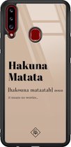Casimoda® hoesje - Geschikt voor Samsung Galaxy A20s - Hakuna Matata - Luxe Hard Case Zwart - Backcover telefoonhoesje - Bruin/beige