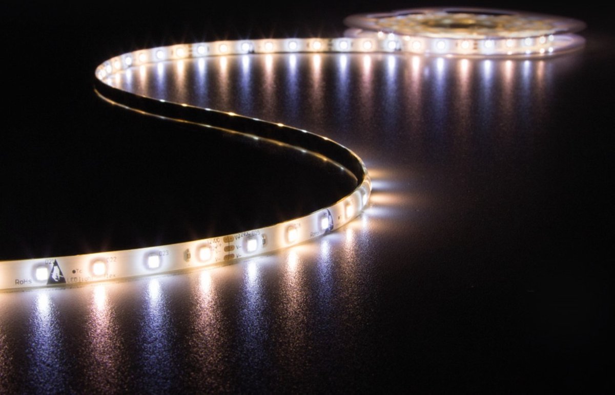 Perel Set met LED-strip, controller en voeding, 300 heldere 3528 LED's, 5 m, warm en koud wit