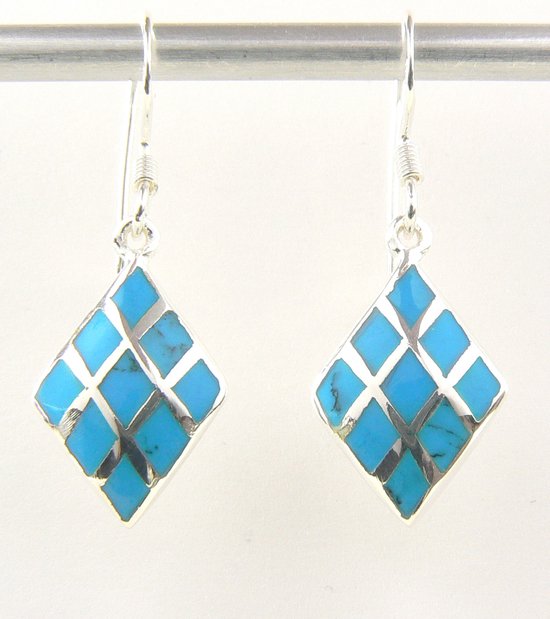 Boucles d'oreilles en argent en forme de diamant avec turquoise bleue