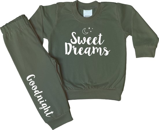 Goldengifts.nl - Kinder - pyjama - met eigen naam - Sweet Dreams - maat: 68/74 - kleur: legergroen - 1 stuks - pyama jongens - meisjes pyjama - kids - jongens pyjama - baby pyjama - kraamcadeau met naam - kraamcadeau - baby - cadeau - kraamcadeaus