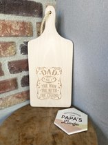 Creaties van Hier - serveerplankje - dad met onderzetter papa's biertje - 35 cm - hout