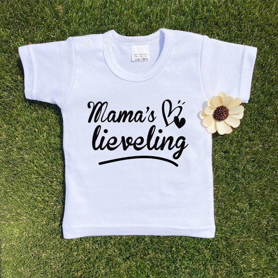 Kinder - t-shirt - Mama's lieveling - maat: 68 - kleur: wit - 1 stuks - mama - moeder - kinderkleding - shirt - baby kleding - kinderkleding jongens - kinderkleding meisjes
