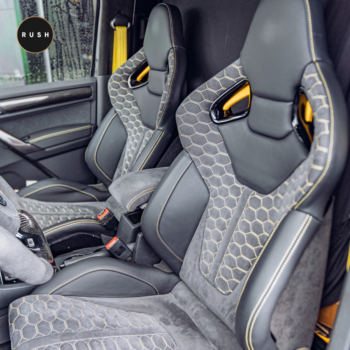 RUSH Interior Clean - interieurreiniger auto - 300 ml - Reinigt veilig en grondig - Laagschuimend en een frisse geur - Laat geen strepen/vlekken achter - auto schoonmaken – foto 5