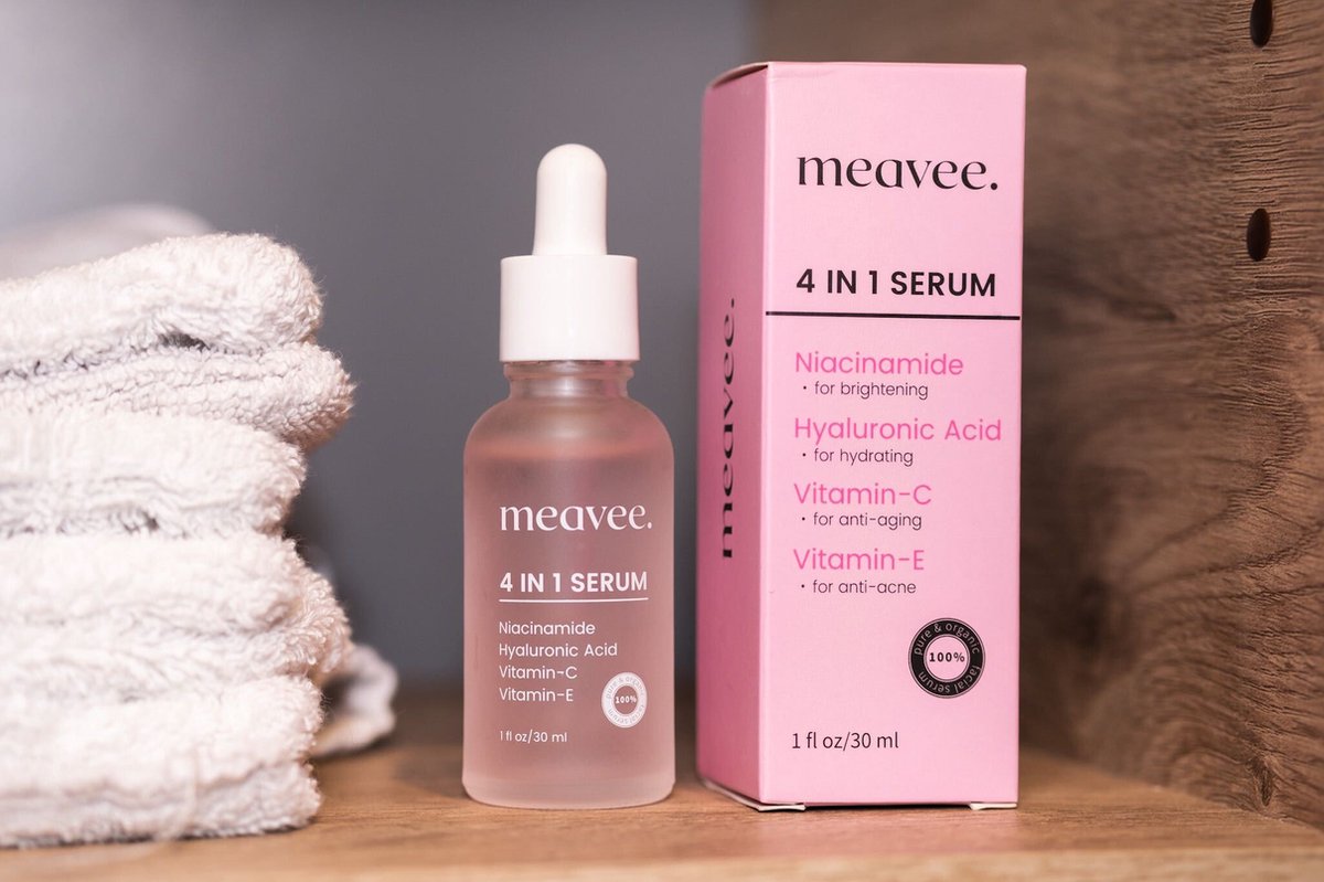Meavee™- 4 in 1 serum Vitamine C Serum - Met Vitamine-E en Hyaluronic Acid - Anti Acne - Gezichtsserum - Anti Rimpel - Tegen Pigmentvlekken - 30 ML