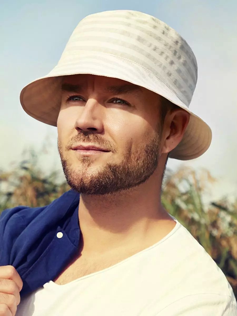 Urban bucket hat